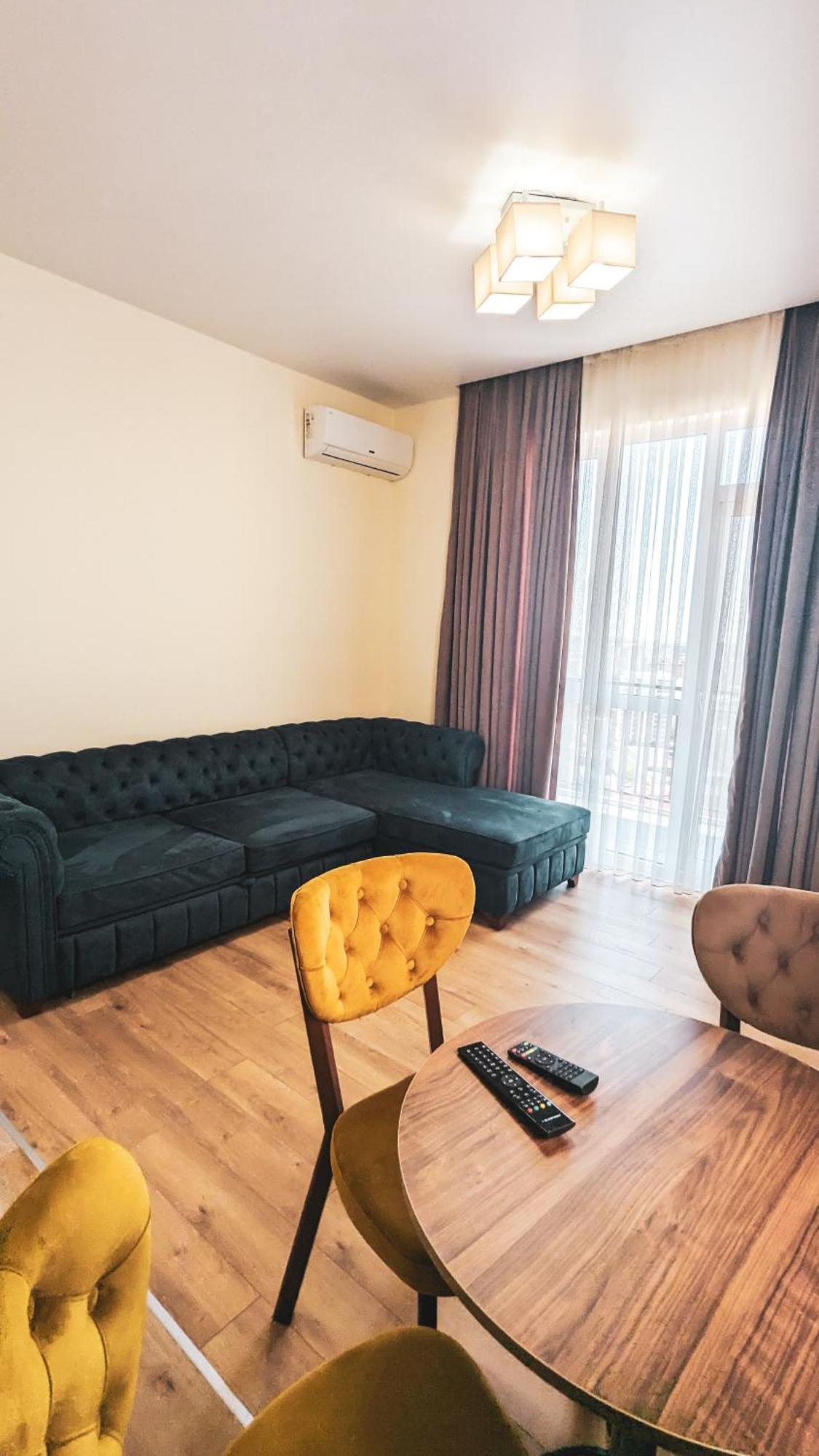 Gg Aparthotel Batumi Exterior photo