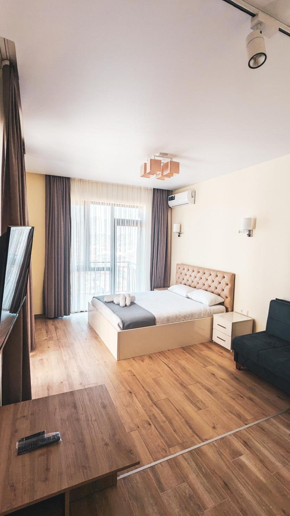 Gg Aparthotel Batumi Exterior photo